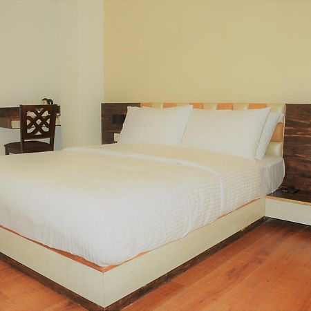 Hotel Aura Shillong Zewnętrze zdjęcie